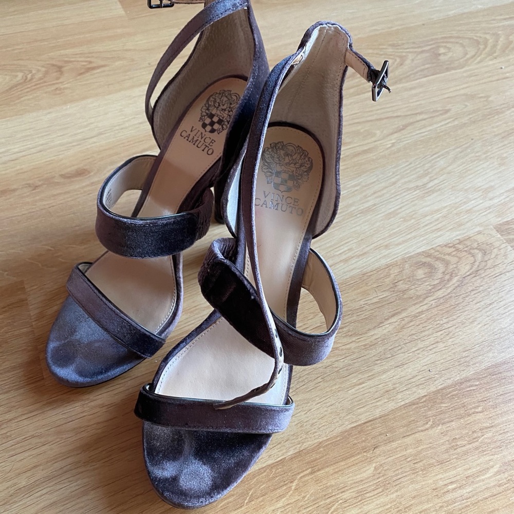 Vince Camino 8.5 open toe ankle strap heels - Picture 1 of 7